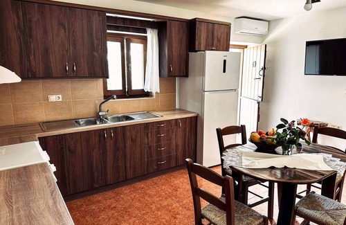 Panethimos House | Travelers & Hikers Delight House On Way To Sougia