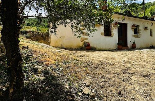 Panethimos House | Travelers Hikers Delight House On Way To Sougia