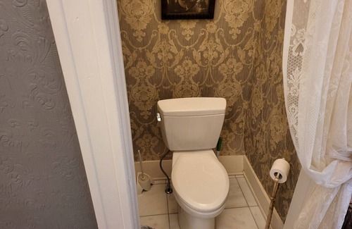 Decatur Condo | Traveling Professionals welcome at the Lincoln Suite at the PrairieOlm