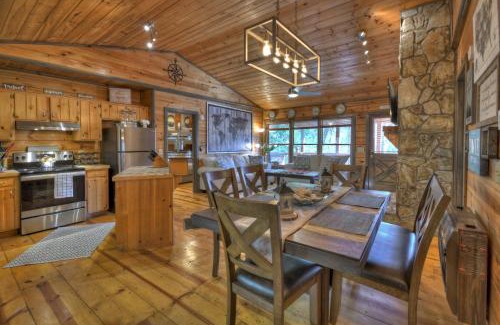 Hidden Lake House | Traveller - Cabin with Hot Tub and Mountain Views - Hot Tub, Mountain Views, Ping Pong Table, Modern Amenities - Cherry Log, GA