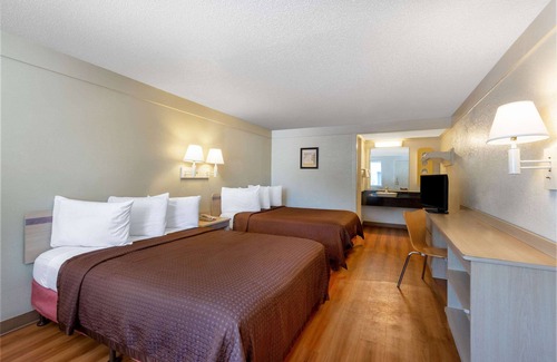 Essington Hotel | Travelodge by Wyndham Essington/Philadelphia Airport