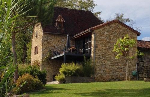 Lissac-et-Mouret Cabin | Travers de Pechméjà