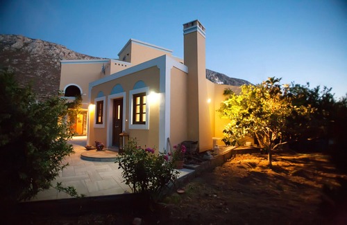 Panormos House | Tree Garden by the beach