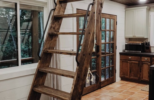 Spencer House | Tree House Wren at Fall Creek Falls State Park - Hot Tub, Grill, Outdoor Shower!