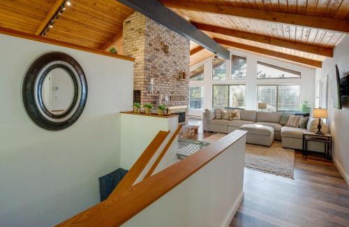 Gold Beach House | Tree-Lined Gold Beach Retreat with Multiple Decks!