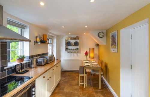Barbrook House | Tree Tops, Lynbridge