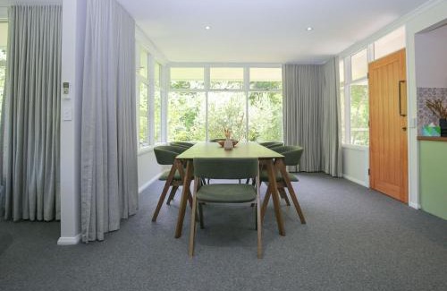Wandiligong House | Tree View Cottage