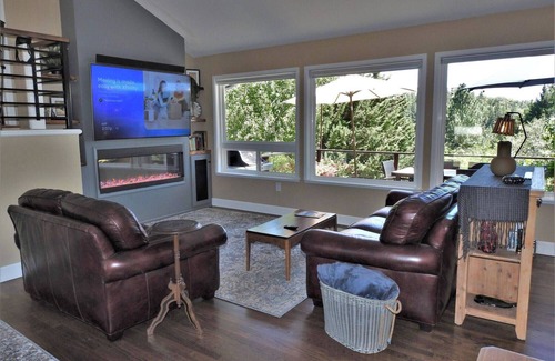 Murphys House | Tree View - Murphys Vacation Rentals