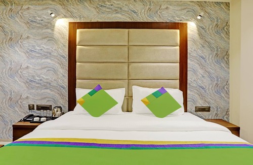 Chandrapur Hotel | Treebo Risha
