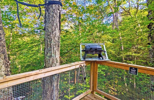 Saint-Faustin-Lac-Carre House | Treehouse #13 (in the forest)