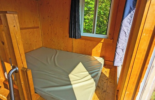 Saint-Faustin-Lac-Carre House | Treehouse #17 | The Cliff house