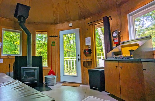 Saint-Faustin-Lac-Carre House | Treehouse #9 | The Yurt