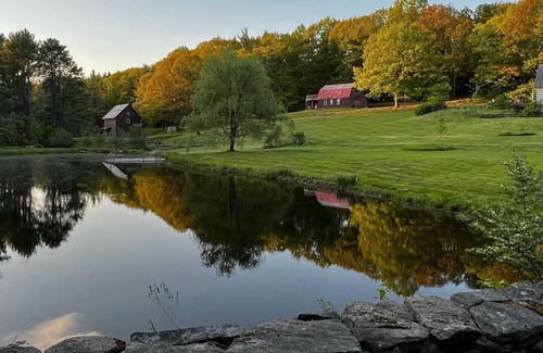 Hartland Cabin | Treehouse at Wise Pines- NoBo