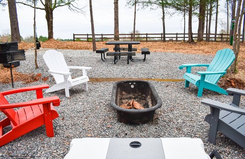Clarks Hill House | Treehouse Getaway