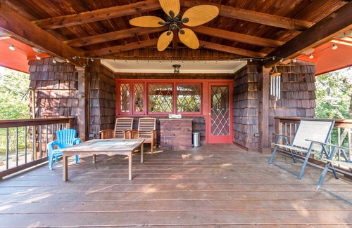 Pottsboro House | Treehouse In Tanglewood Hills