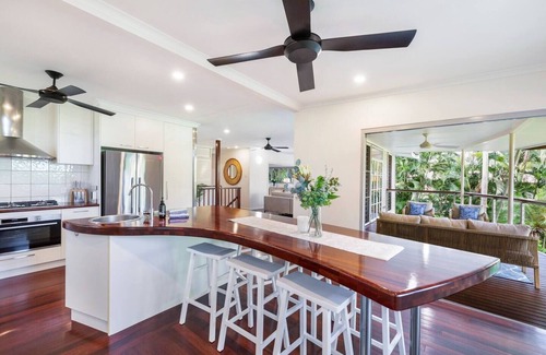 Fannie Bay House | Treehouse in the Tropics Luxe Stay with Pool