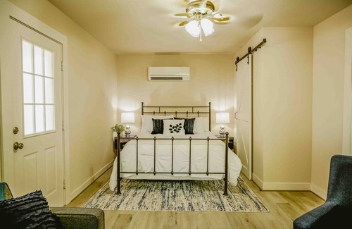 Grand Saline House | Trees and Trades - minutes from Canton Trade Days!