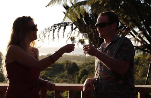 Punakaiki House | Treescapes - Rainforest Hot Tub 2km from Punakaiki
