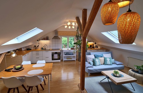 Eutingen im Gaeu Apartment | Treetop Apartment - Between the Black Forest and the Swabian Alb