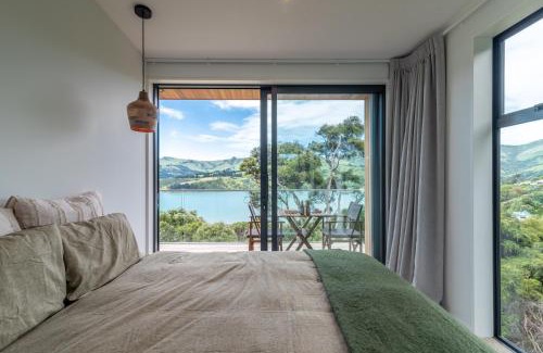 Akaroa House | Treetop Retreat - Takamatua Holiday Home