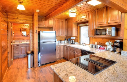 Yosemite West House | Treetops Cabin