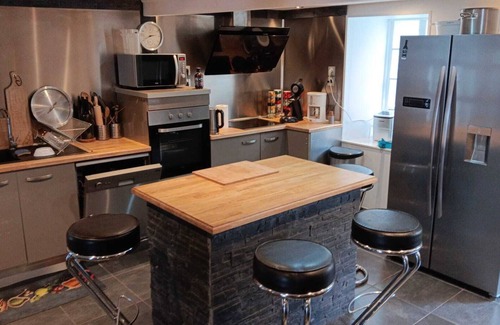 Ustou Apartment | Trein D'ustou