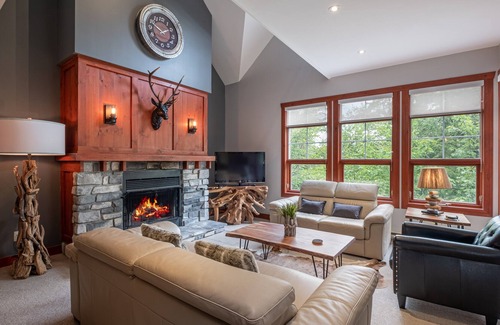 Tremblant-Les-Eaux Condo | TREMBLANT-LES-EAUX (B)