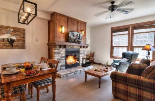 Tremblant-Les-Eaux Ski Chalet | Tremblant-Les-Eaux C2