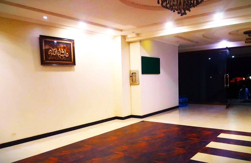 E-11 Sector Apartment | Tremendous 4-bedroom apartment with AC in Islamabad