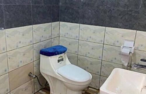 Kigali Cabin | Tremendous lodge/guest house with WiFi in vibrant Kigalinear airport