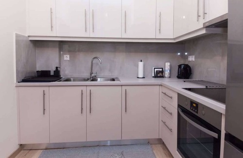 Galatsi Apartment | Trendy 2 Bd Apt in Galatsi