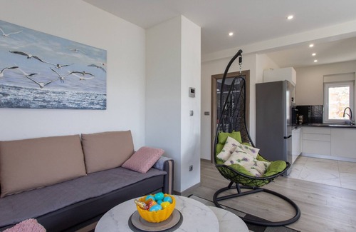 Kastel Stari Apartment | Trendy and Chic Apartment With Terrace and Private Garden