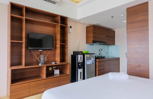 Ciputat Apartment | Trendy and Convenient Studio Bintaro Plaza Apartment By Travelio