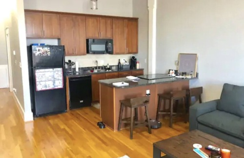 Chatham-Arch Apartment | Trendy Loft Condo near Mass Ave with FREE parking