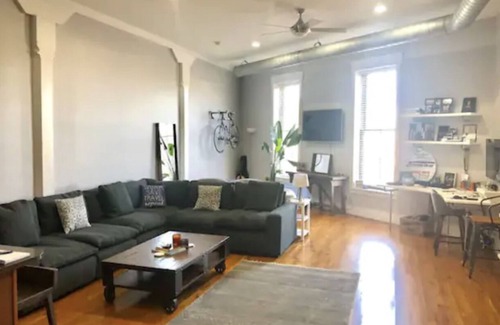 Chatham-Arch Apartment | Trendy Loft Condo near Mass Ave with FREE parking
