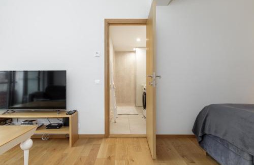 Kesklinn Apartment | Trendy Rotermann Quarter Studio