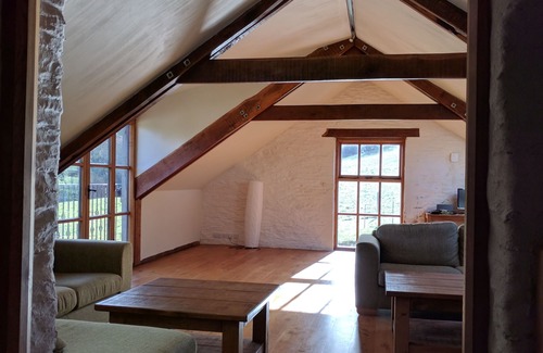 Looe House | Trenedden Barn, Cornwall, near Fowey, Looe, Lerryn, Polperro, beaches and coast