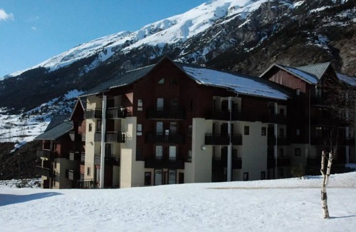 Lanslevillard Apartment | Triade Residence - 2 Rooms for 5 People