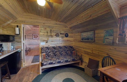 Monticello House | Trigger Cabin in the Barn