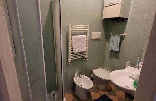 Gorla Apartment | Trilocale in Villa signorile