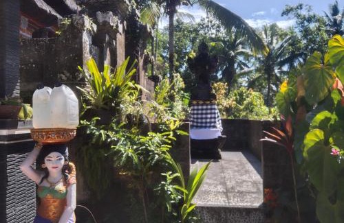 Penebel House | Trinadhi Homestay