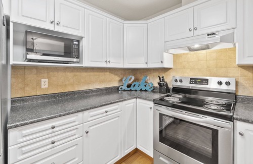 Sicamous Condo | Trinity at the Riverside -Legal & Licensed 2 bed 2 bath + boat slip