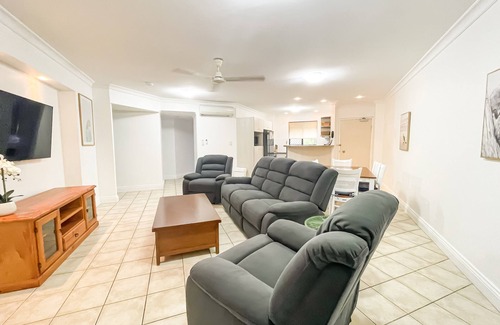 White Rock Apartment | Trinity Links Resort