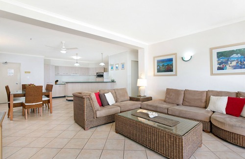 Trinity Beach Apartment | Trinity Waters