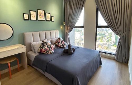Kuala Lumpur Apartment | Trion KL High floor Corner Unit Free Parking Near TRX KL Centre and MRT