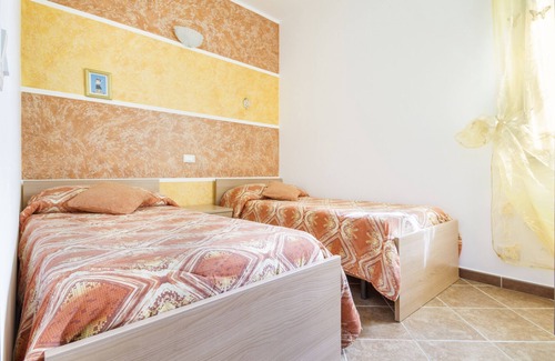 Piana Calzata Villa | Triple Room with Terrace 2nd floor Via S.Cipolla 3