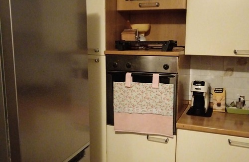 Rione Sanita House | Triple room + extra bed for children in detached house with garden