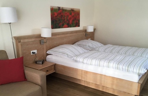 Strenglin Apartment | Triple Room, Shower, Toilet - Strengliner Mill, Hotel