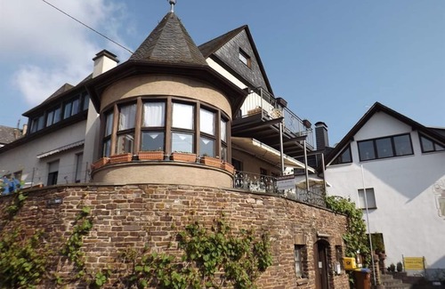 Kaimt Bed & Breakfast | Triple Room Shower/WC/Balcony - Winzerhaus Haas-Lenz