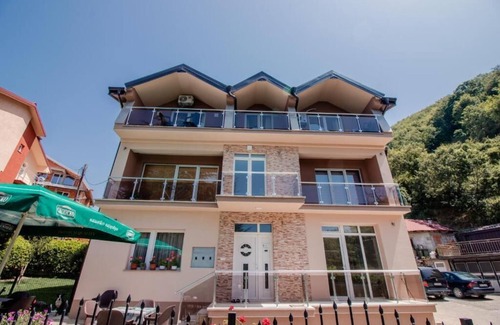 Ohrid Villa | Triple Room with Garden View - dolno Konjsko
